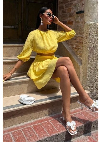 Crop Bluz ve Kat Kat Etekli Takım 10207