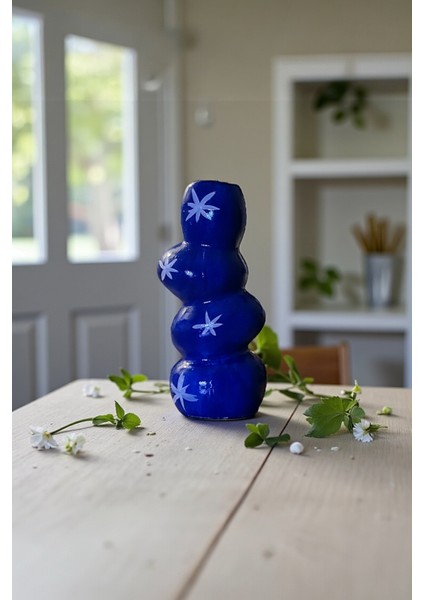Iskandinav Motifli Mavi Yıldız Desenli El Yapımı Dekoratif Seramik Vazo 17 x 8 cm fırsatları