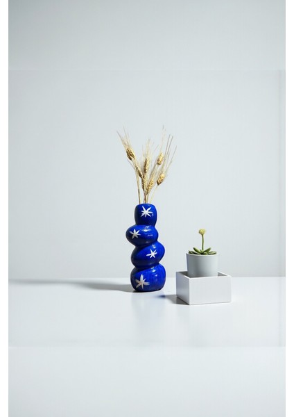 Iskandinav Motifli Mavi Yıldız Desenli El Yapımı Dekoratif Seramik Vazo 17 x 8 cm
