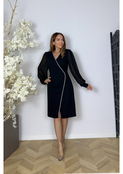 G1623 V Yaka Taş Detaylı Elbise Siyah