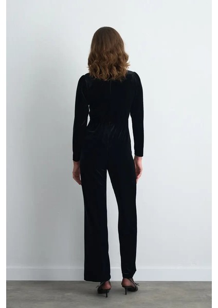 Dik Yakalı Kadife Tulum - Siyah fırsatları