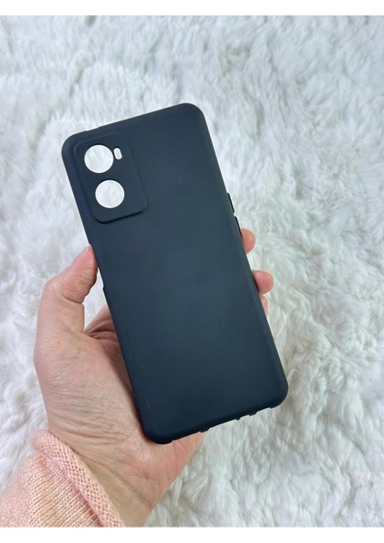 Oppo A96 - Silikon Darbe Emici Klasik Korumalı Rubber Kılıf