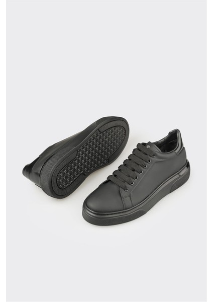 Siyah Deri Erkek Spor Ayakkabı modelleri