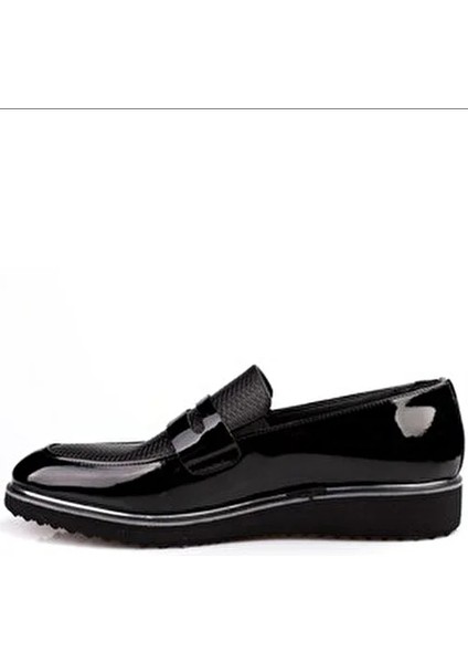 Erkek Klasik Rugan Ayakkabı Kalın Tabanlı EVA Taban ile Şık Tasarım