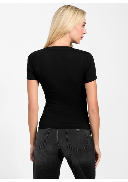 Yarım Balıkçı Yaka Baskılı Siyah Kadın T-Shirt Pytho Kadın Slim Fit T-Shirt fırsatları