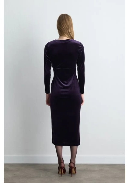 V Yaka Kadife Uzun Elbise - Mürdüm indirimleri