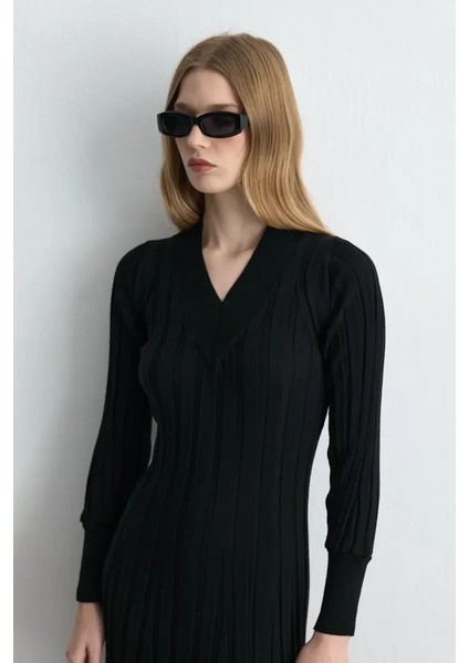 Triko Fitilli Yün Elbise - Siyah fiyatları