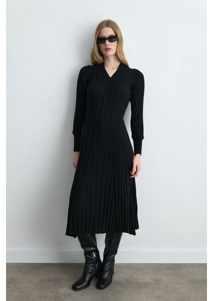 Triko Fitilli Yün Elbise - Siyah fırsatları