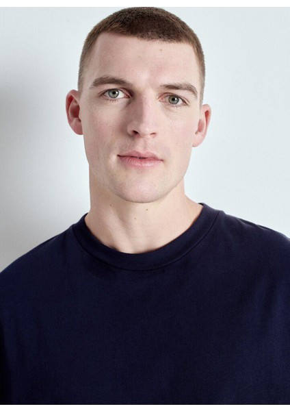 Bisiklet Yaka Lacivert Erkek T-Shirt MFIZ02AH25NAVVIN modelleri