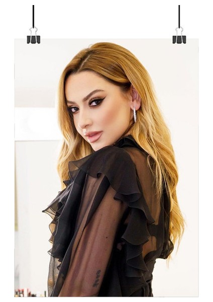 Hadise Poster2 - Retro Duvar Dekoru