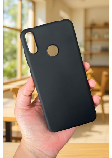 Huawei Y6 2019 Uyumlu Silikon Darbe Emici Klasik Korumalı Rubber Kılıf