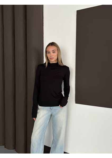 Kadın Parmak Detaylı Body