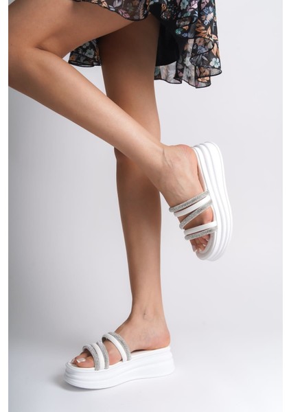 Elıse Düz Topuklu Şeritli Taşlı Kalın ve Ortopedik Taban Kadın Terlik Cbt - Beyaz fiyatları