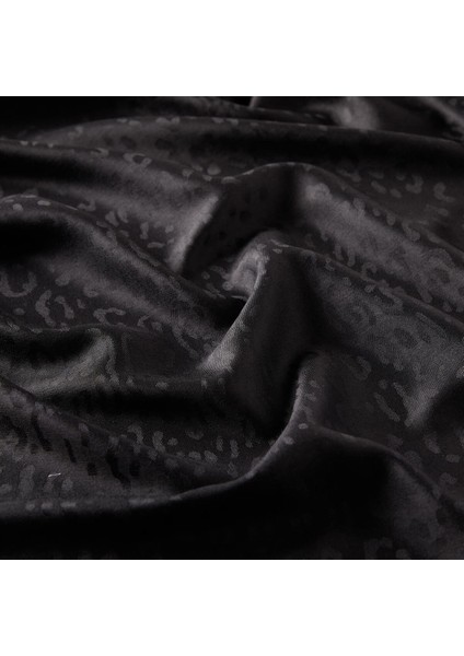 Ipekevi Desenli Jakarlı Ipek Şal - Zebra Desenli - Siyah fiyatları