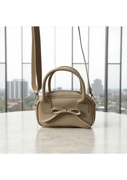 Fiyonk Model El Kol Omuz Çantası fiyatları