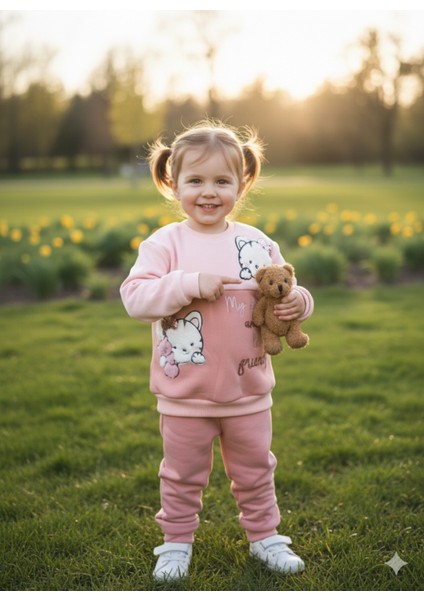 Kız Çocuk Peluş Detaylı Kabartmalı Kalın Takım Cepli %100 Pamuk