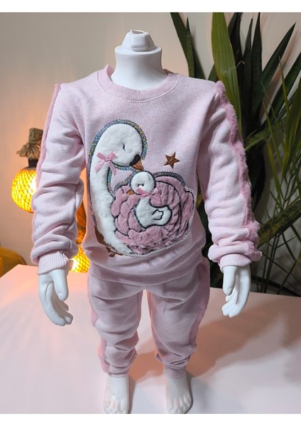 Kız Çocuk Peluş Detaylı Kabartmalı Kalın Takım Cepli %100 Pamuk indirimleri