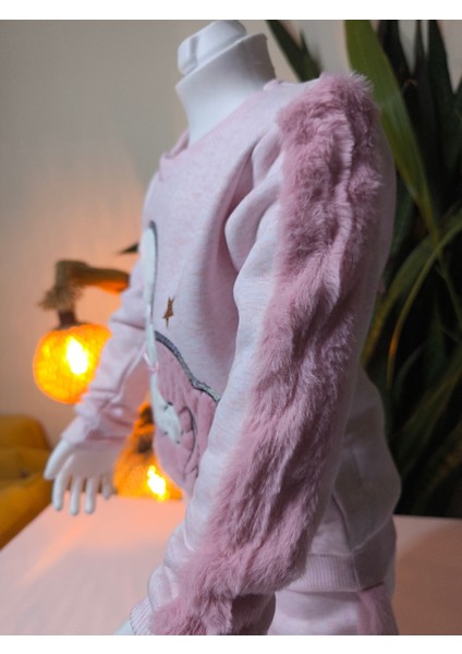 Kız Çocuk Peluş Detaylı Kabartmalı Kalın Takım Cepli %100 Pamuk