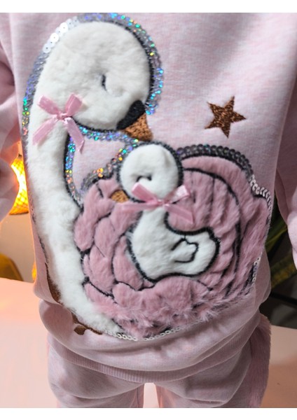 Kız Çocuk Peluş Detaylı Kabartmalı Kalın Takım Cepli %100 Pamuk