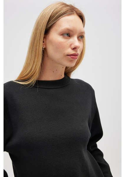 Risu, Düz Örgü Kadın Mevsimlik Triko Bisiklet Yaka Kazak - Siyah