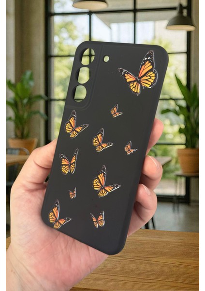 Samsung Galaxy S21 Fe- Turuncu Kelebek Desenli Silikon Darbe Emici Klasik Korumalı Rubber Kılıf fırsatları