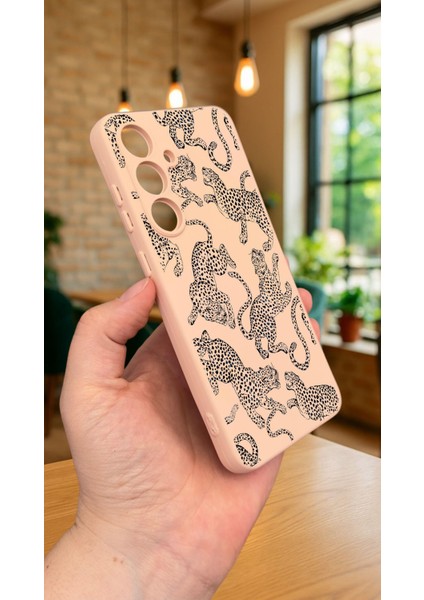 Samsung Galaxy S24FE -Leopar Desenli Silikon Darbe Emici Klasik Korumalı Rubber Kılıf modelleri