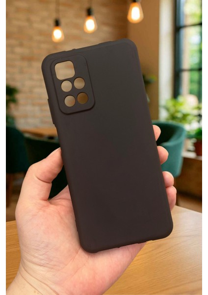 Xiaomi Redmi 10 2022 Silikon Darbe Emici Klasik Korumalı Rubber Kılıf