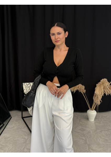 Çift Düğmeli V Yaka Triko Bluz fiyatları