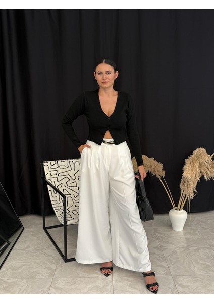 Çift Düğmeli V Yaka Triko Bluz fırsatları