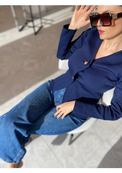 Çelik Kumaş Düğmeli Bluz fiyatları