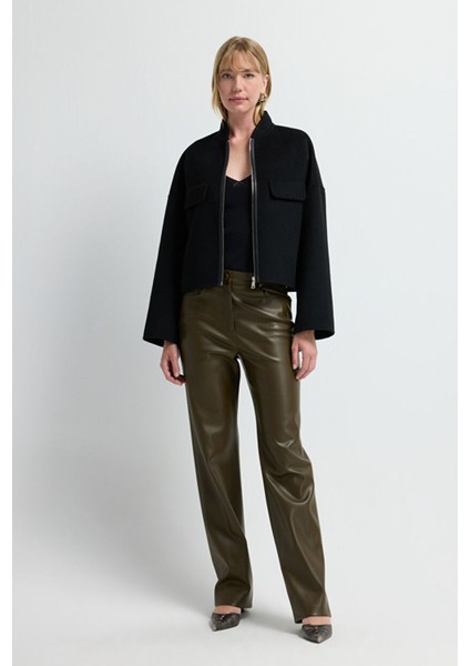 Cepli Yün Kısa Kaban Siyah 13645488000 modelleri