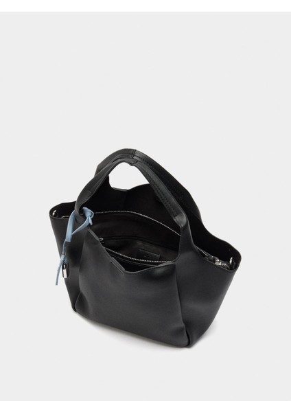 Çıkarılabilir Charm'lı Tote Çanta indirimleri