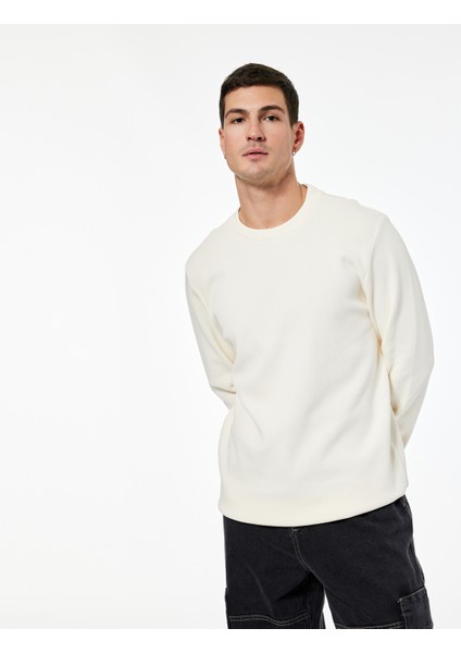 Pamuklu Uzun Kollu Basic Bisiklet Yaka Sweatshirt