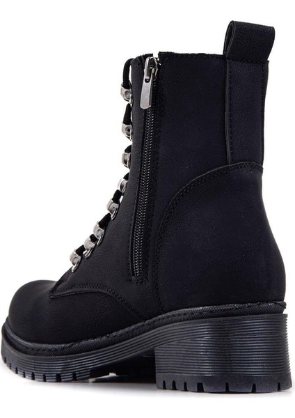 Siyah Kadın Günlük Postal 589.910 modelleri