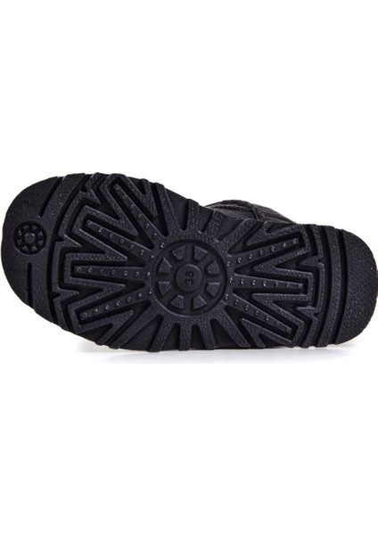 Siyah Süet Kadın Günlük Bot 104.696051 fırsatları