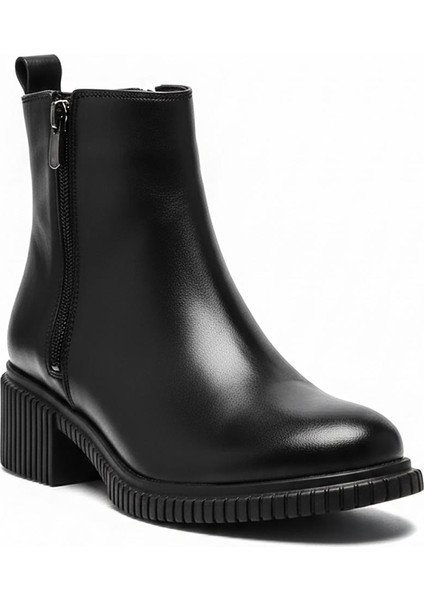 Siyah Kadın Hakiki Deri Topuklu Bot 215.091