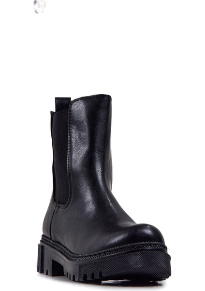 Siyah Kadın Günlük Bot 589.920