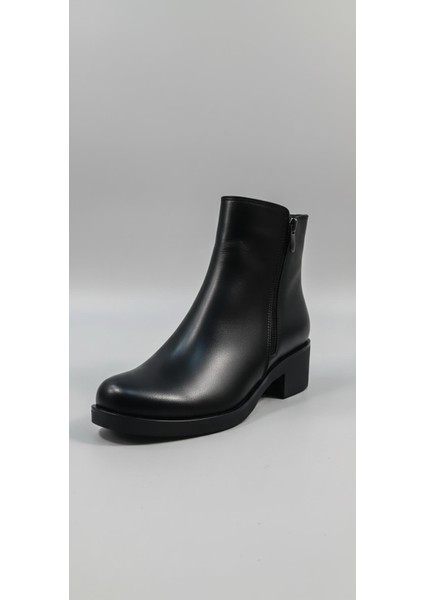 Siyah Kadın Hakiki Deri Topuklu Bot 074.100 fırsatları