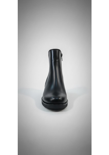 Siyah Kadın Hakiki Deri Topuklu Bot 074.100 indirimleri