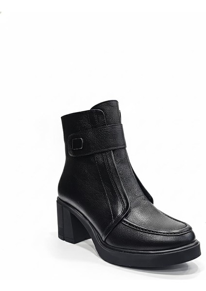 Siyah Kadın Hakiki Deri Topuklu Bot 039.1101