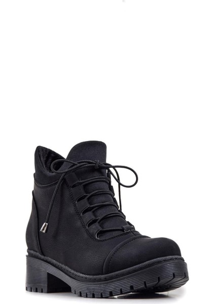 Siyah Kadın Günlük Bot 589.900