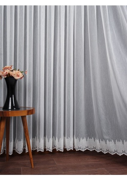 Etek Nakış Işlemeli Tül Perde (1/3 Sık Pile)