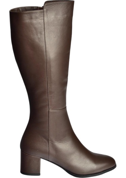 V468213103 Kahverengi Hakiki Deri Kalın Topuklu Kadın Çizme fırsatları