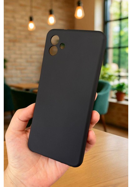 Samsung Galaxy A04 Silikon Darbe Emici Klasik Korumalı Rubber Kılıf modelleri