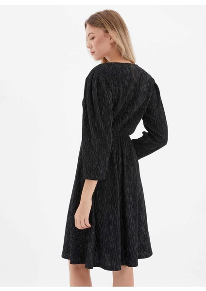 Kruvaze Yaka Simli Siyah Standart Kadın Elbise 25KSL7717 modelleri