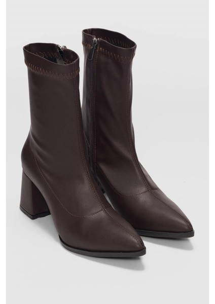 Kısa Topuklu Sivri Burun Streç Kadın BOT-2041783-Z