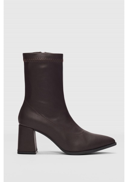 Kısa Topuklu Sivri Burun Streç Kadın BOT-2041783-Z fırsatları