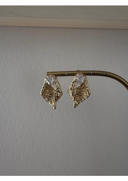 Özel Seri 14K Döküm Model Gold Çelik Küpe