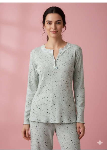 Dantel Yaka Detaylı Pamuklu Penye Kumaş Pijama Takımı fiyatları
