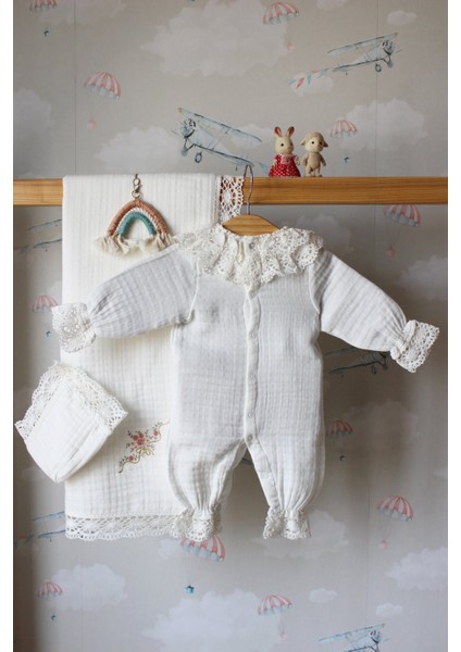 Çiçek Nakış 6'lı Isme Özel Müslin Bebek Set %100 Pamuk Tulum Battaniye Şapka Puset Örtü Yastk Eldivn indirimleri